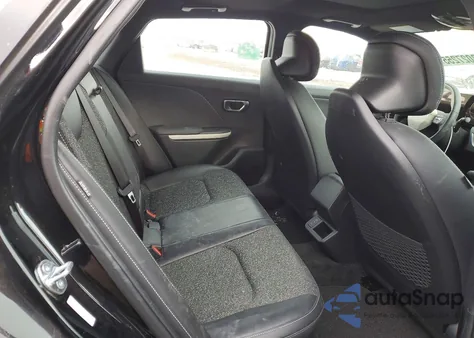 2025 Kia K4 Gt Line z USA, uszkodzony, nr VIN 3KPFW4DE8SE111637